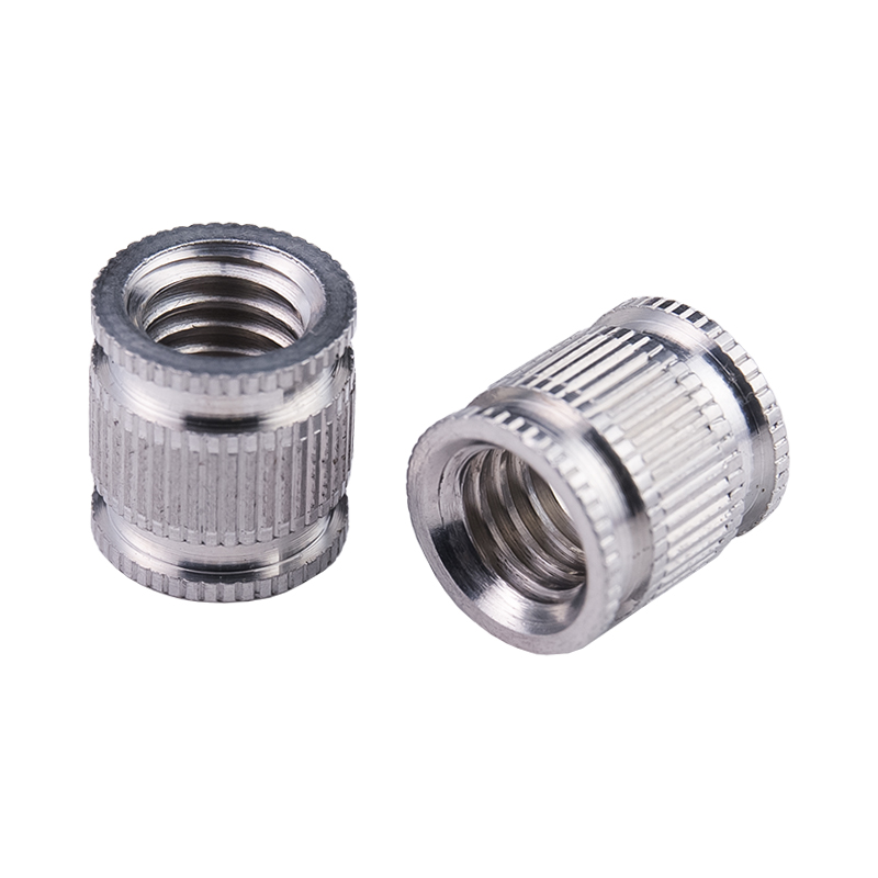 Piulițe din aluminiu încorporate